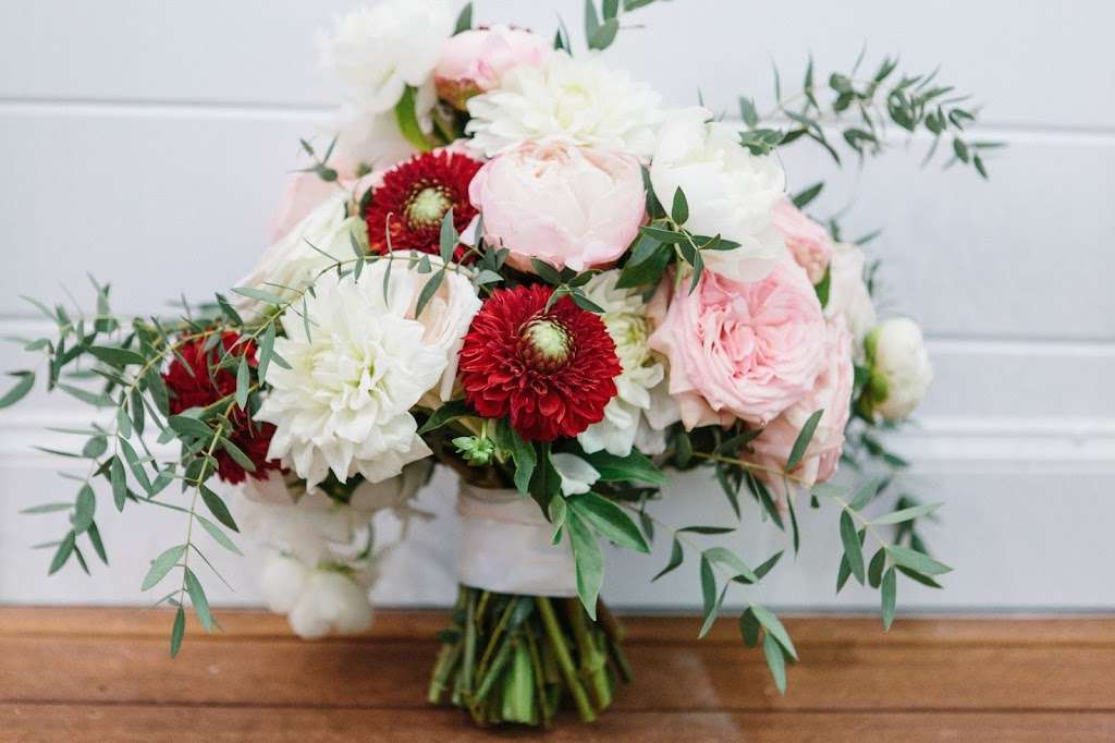 Given Erwin Florist | 165 Bedford St, Burlington, MA 01803, USA | Phone: (781) 272-2020