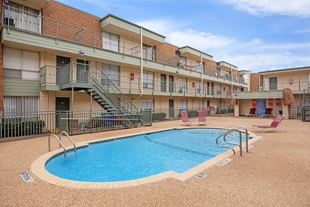 Woodside Villas Apartments | 3429 W Rochelle Rd, Irving, TX 75062, USA | Phone: (972) 255-2312