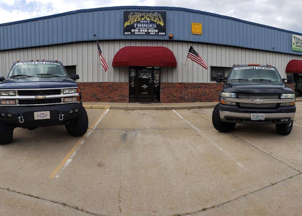 Maxed Out Trucks | 11230 E State Rte 350, Raytown, MO 64138 | Phone: (816) 446-6526