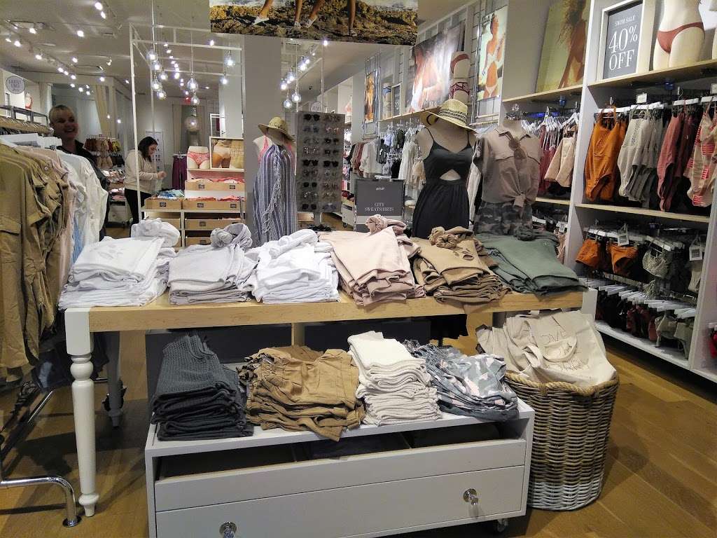 Aerie | 529 Christiana Mall Suite #1225, Newark, DE 19702 | Phone: (302) 273-6371