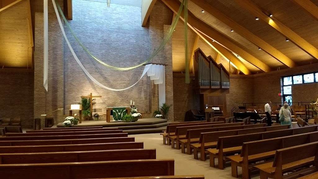 St Margaret Mary Catholic Church | 1450 Green Trails Dr, Naperville, IL 60540 | Phone: (630) 369-0777
