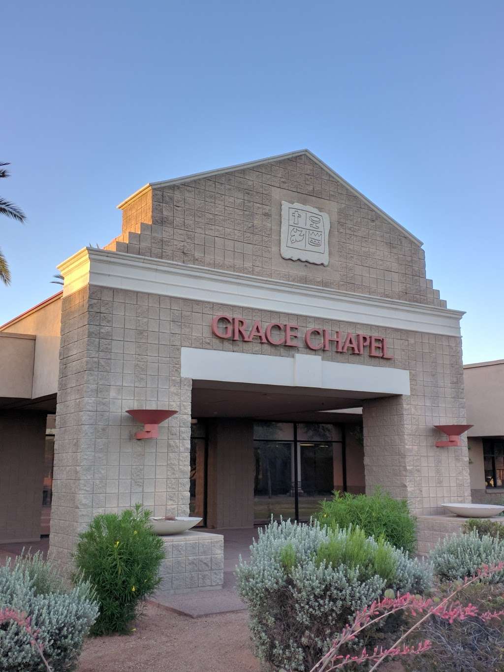 Grace Chapel | 8524 E Thomas Rd, Scottsdale, AZ 85251, USA | Phone: (480) 946-3464