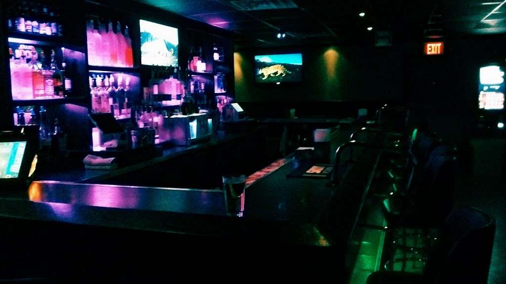 Club Icon | 6305 120th Ave, Kenosha, WI 53142 | Phone: (262) 857-3240