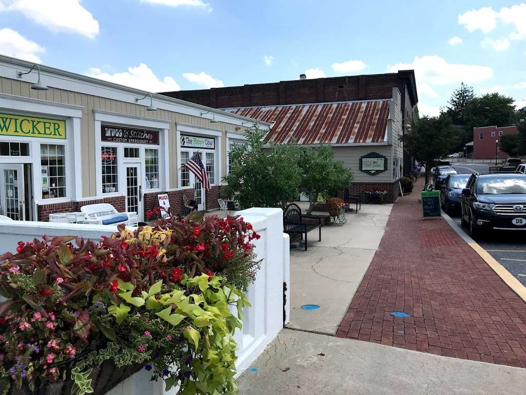 The Happy Cow | 113 Union St, Milton, DE 19968, USA | Phone: (302) 664-1695