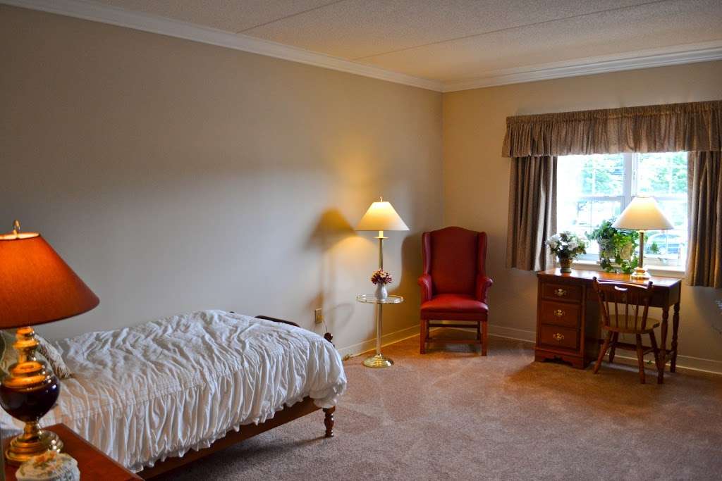 Glen Mills Senior Living | 242 Baltimore Pike, Glen Mills, PA 19342 | Phone: (610) 358-4900