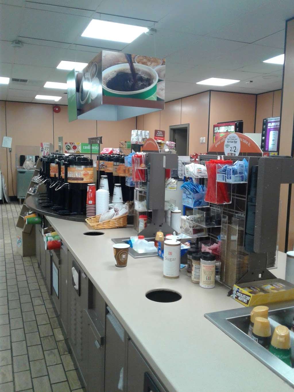 7-Eleven | 190 N Central Ave, Valley Stream, NY 11580, USA | Phone: (516) 825-0471
