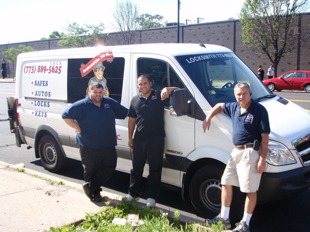 Final Touch Locksmith Services | 5109 W North Ave, Chicago, IL 60639, USA | Phone: (773) 889-5625