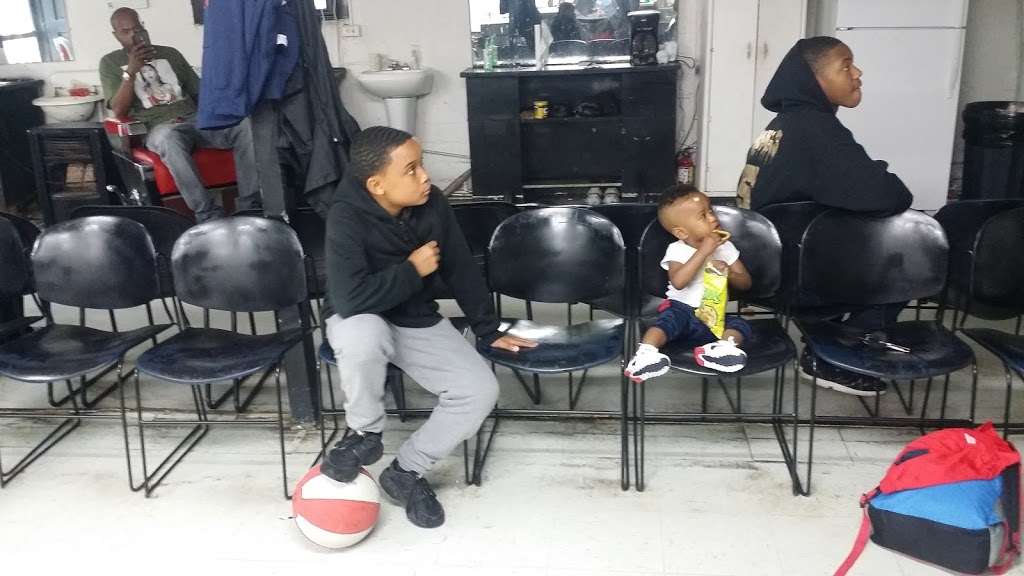 Asas barbershop | 2542, 3409 Vilbig Rd, Dallas, TX 75212, USA | Phone: (214) 745-1107