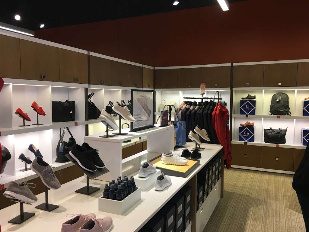 Cole Haan Outlet | 18 Lightcap Rd Suite 425, Pottstown, PA 19464, USA | Phone: (610) 970-5374