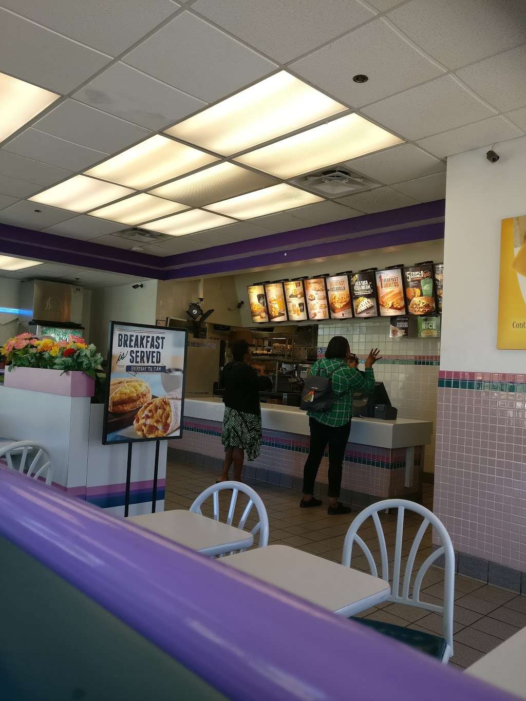 Taco Bell | 180 Rowland Blvd, Novato, CA 94945, USA | Phone: (415) 898-4003