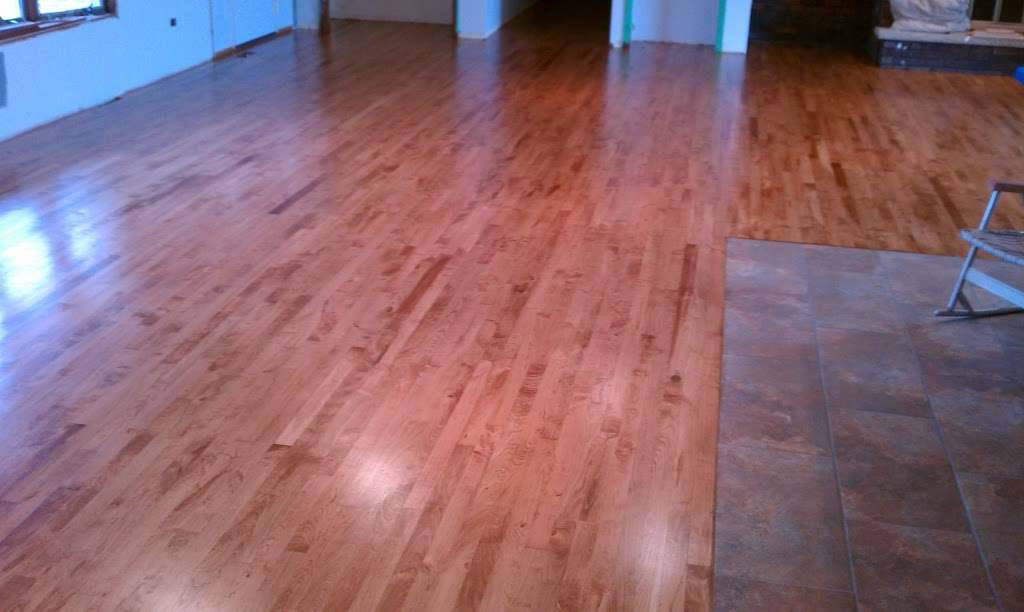 TLC Carpet Floors & More | 105 Theodore Dr B, Oswego, IL 60543, USA | Phone: (630) 551-7747