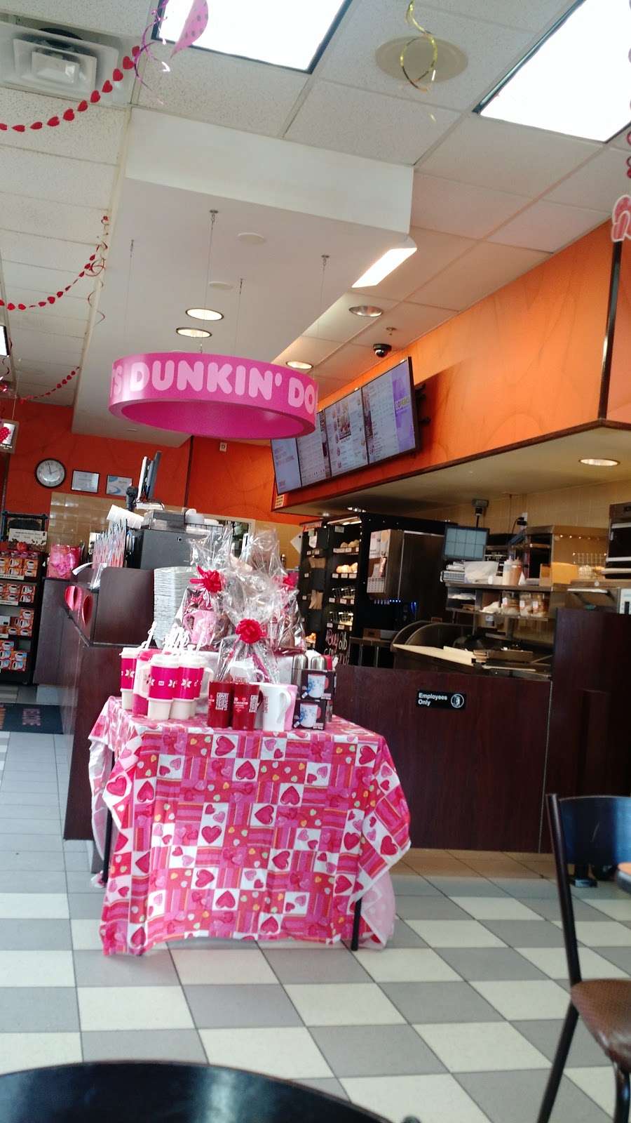 Dunkin Donuts | 1918 Washington Valley Rd, Martinsville, NJ 08836, USA | Phone: (732) 560-4050