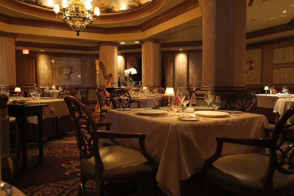 Victoria & Alberts | 4401 Floridian Way, Orlando, FL 32830, USA | Phone: (407) 939-3862