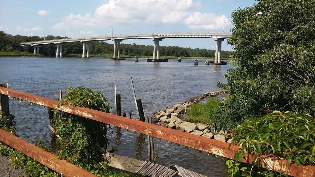 Public Fishing Area | Main St, Sharptown, MD 21861, USA