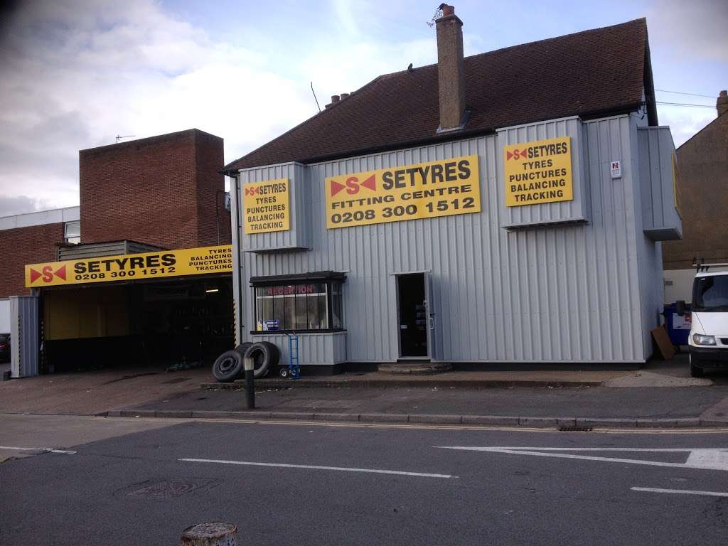 Setyres Foots Cray | 100 Cray Road, Sidcup, Foots Cray DA14 5DL, UK | Phone: 020 3302 9547