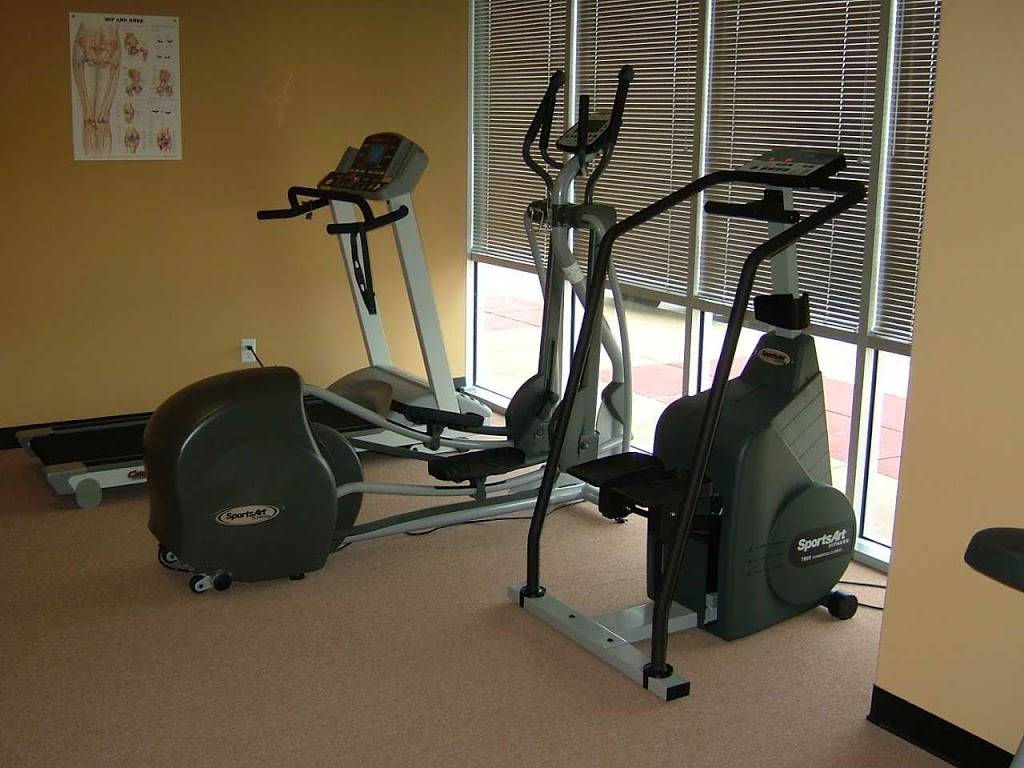 Peak Physical Therapy | 104 E US Hwy 80 #180, Forney, TX 75126, USA | Phone: (972) 564-3390