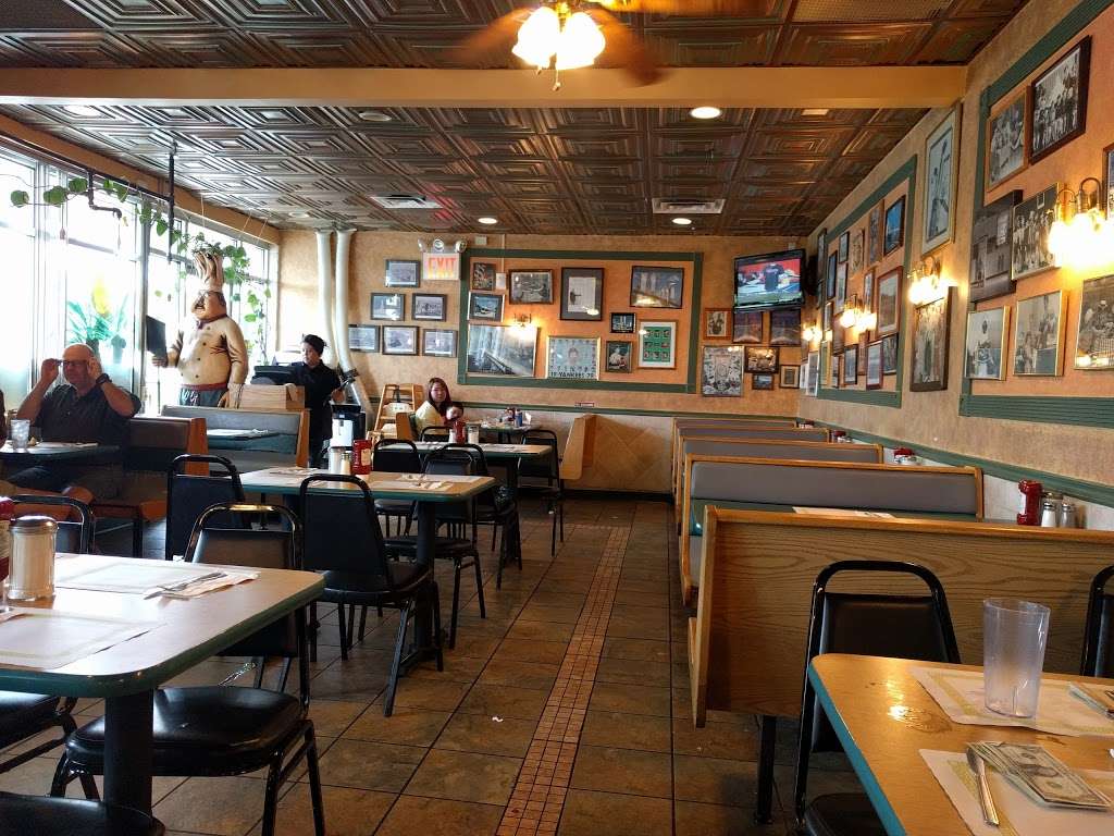 Liberty Park Diner | 4689, 14 Burma Rd, Jersey City, NJ 07305, USA | Phone: (201) 333-4154