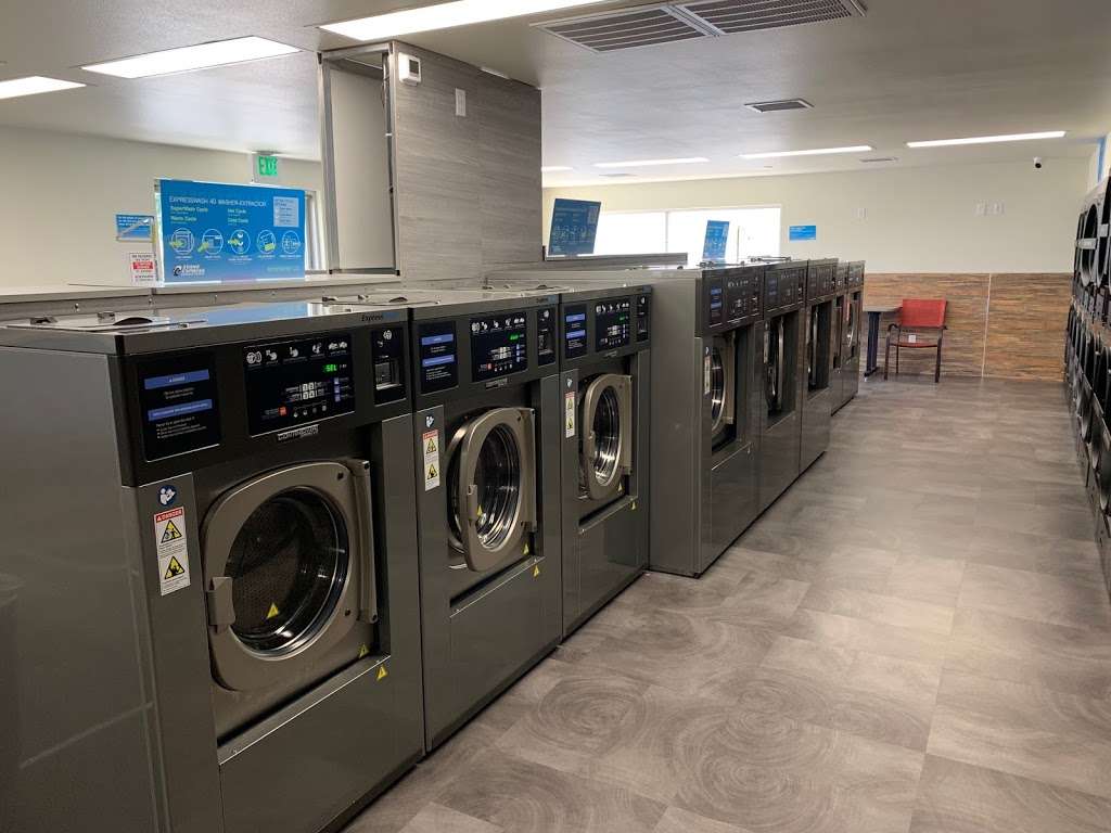 Evans Express Laundry Center | 835 31st St, Evans, CO 80620, USA | Phone: (970) 353-0442