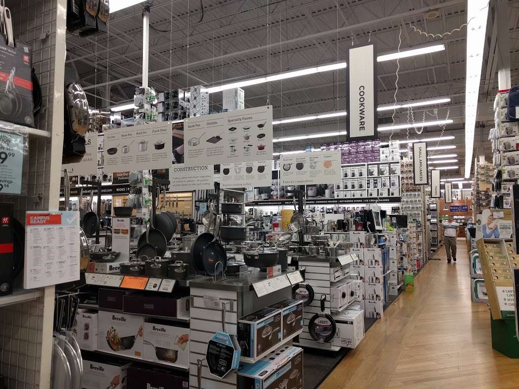 Bed Bath & Beyond | 155 Promenade Boulevard, Bridgewater, NJ 08807, USA | Phone: (732) 356-1456