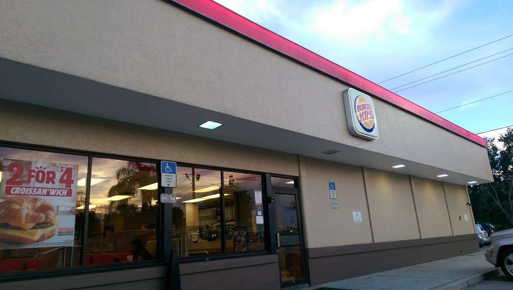 Burger King | 15608 SW Warfield Blvd, Indiantown, FL 34956, USA | Phone: (772) 597-6111