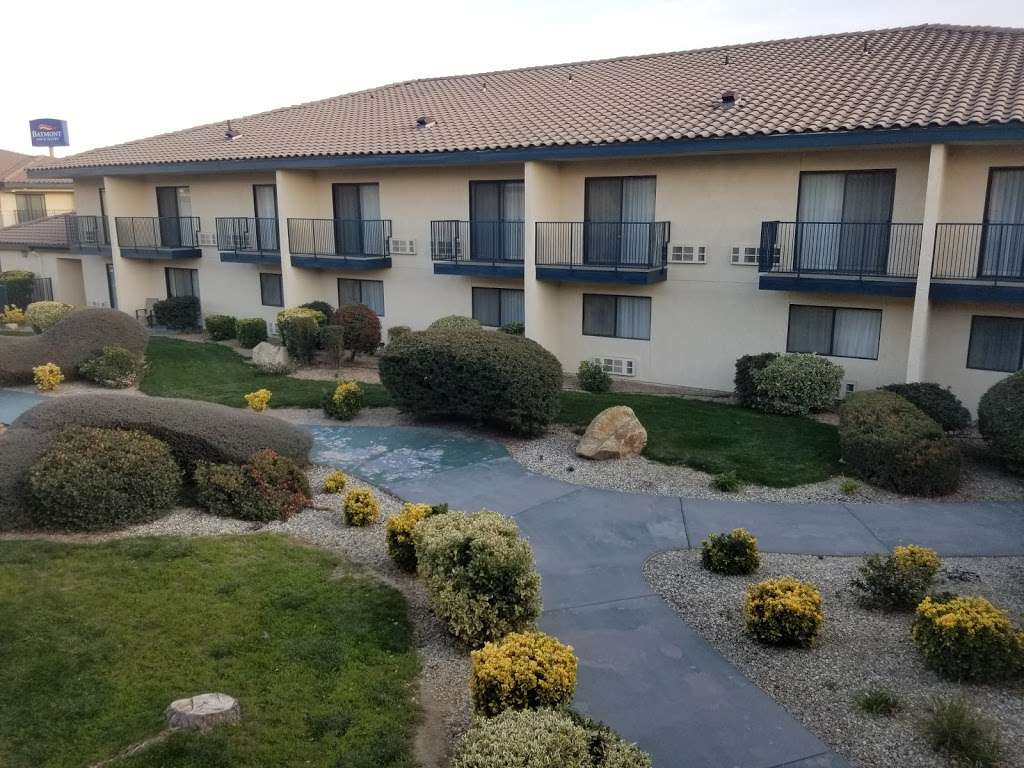 Baymont by Wyndham Tehachapi | 500 Steuber Rd, Tehachapi, CA 93561, USA | Phone: (661) 823-8000