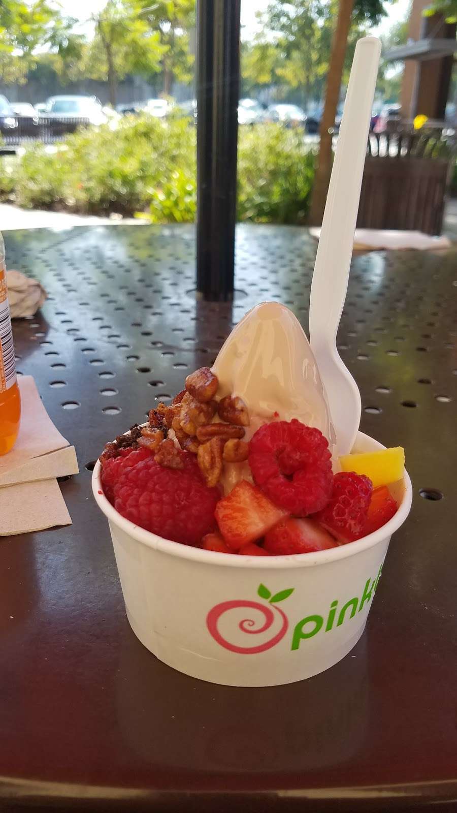 Pinkberry Sunnyvale | 122 E El Camino Real, Sunnyvale, CA 94087, USA | Phone: (408) 735-9300