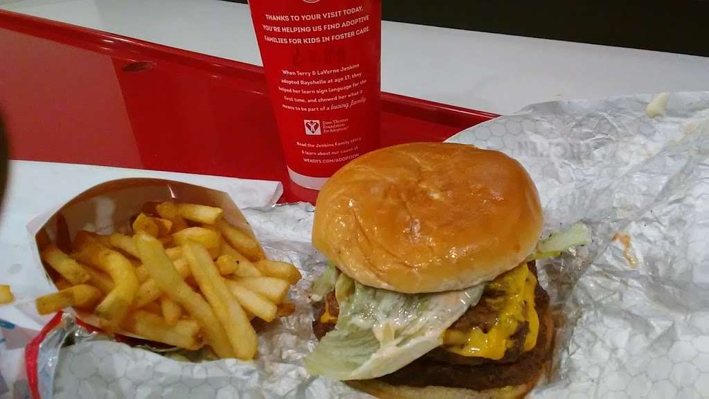 Wendys | 17435 Hesperian Blvd, San Lorenzo, CA 94580, USA | Phone: (510) 481-2481