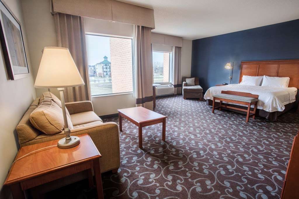 Hampton Inn & Suites Chicago Deer Park | 21660 W Lake Cook Rd, Deer Park, IL 60010 | Phone: (847) 726-0500