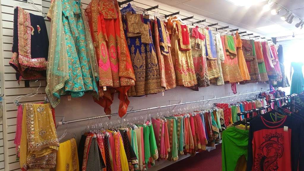 SAMAIRA INDIAN CLOTHING AND BRIDAL | 3650 Nazareth Pike unit 13, Bethlehem, PA 18020 | Phone: (610) 419-4331