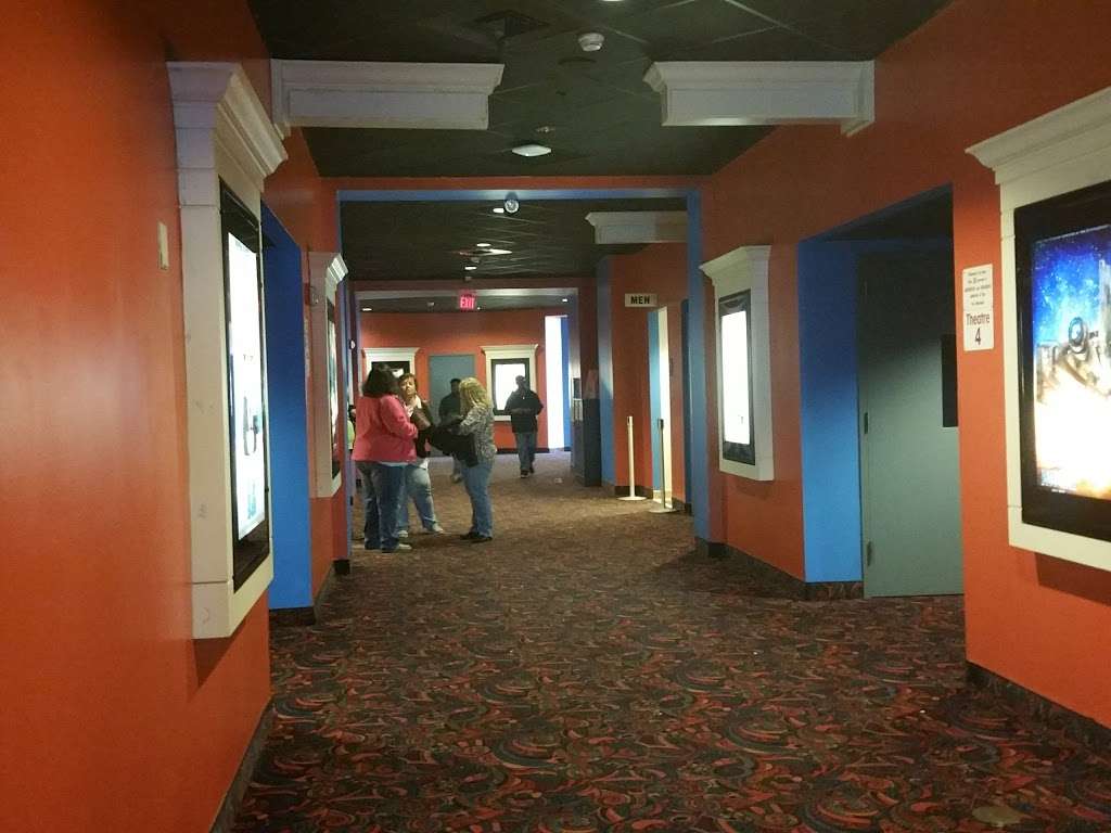 Regal Cinemas Manchester 14 | 1935 Cinema Dr, Rock Hill, SC 29730, USA | Phone: (844) 462-7342