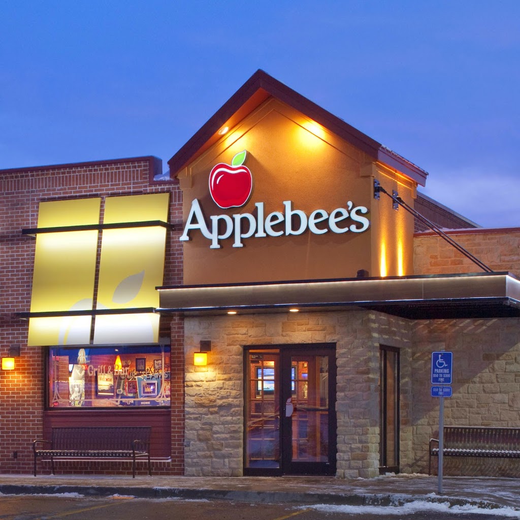 Applebees Grill + Bar | 4004 Frederick Ave, St Joseph, MO 64506, USA | Phone: (816) 233-0801