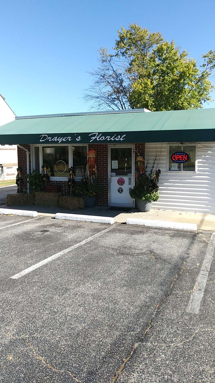 Drayers Florist | 6136 Ebenezer Rd, Middle River, MD 21220, USA | Phone: (410) 335-6286