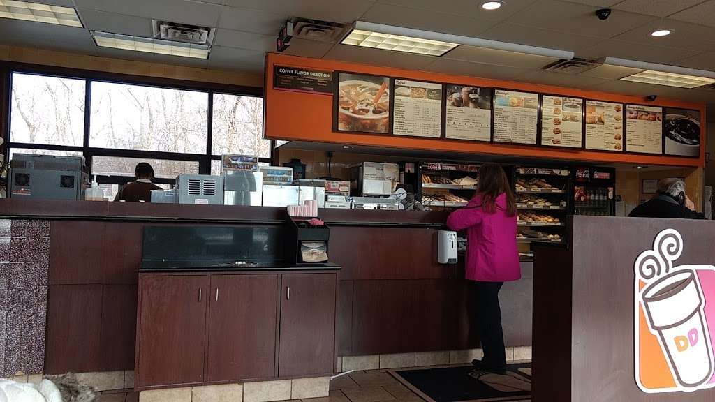 Dunkin | 226 Winthrop Ave, Lawrence, MA 01842, USA | Phone: (978) 689-0900