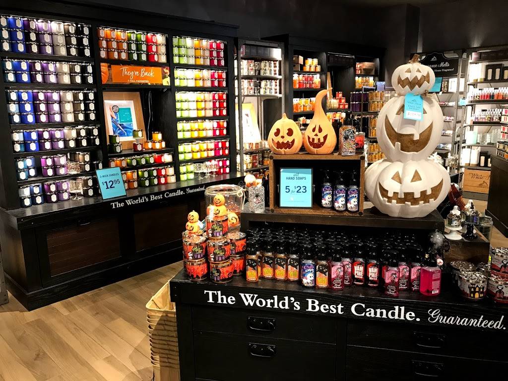 Bath & Body Works | 3615 Nicholasville Rd, Lexington, KY 40503, USA | Phone: (859) 272-3737