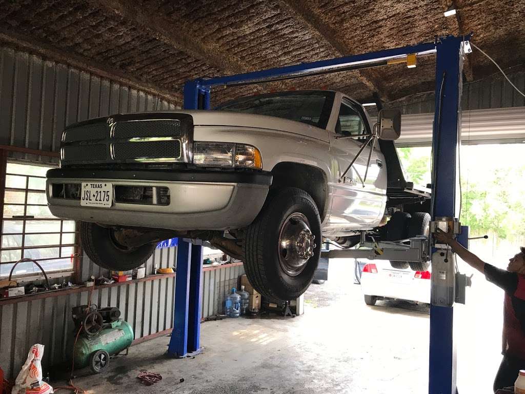 Innovative Auto Repair | 7611 Broadview Dr, Houston, TX 77061, USA | Phone: (832) 582-7129