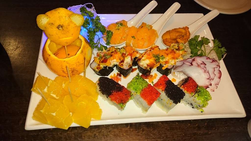 Kobe Sushi | 1569 Fall River Dr, Loveland, CO 80537, USA | Phone: (970) 622-8383