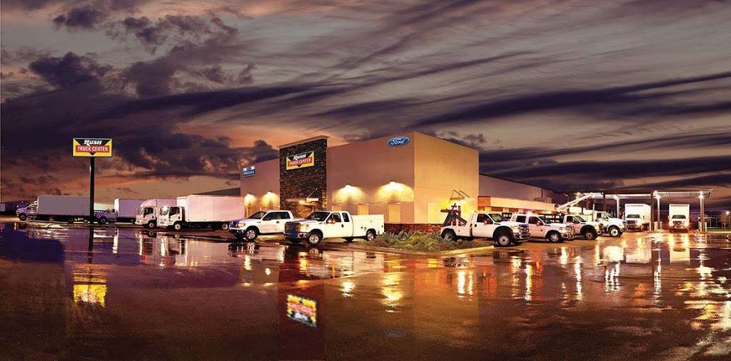 Rush Truck Center | 10100 N Loop E Fwy, Houston, TX 77029, USA | Phone: (832) 547-2100