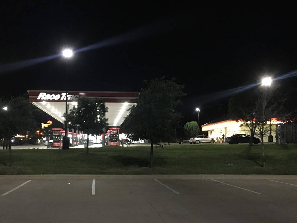 RaceTrac | 8900 Benbrook Blvd, Benbrook, TX 76126, USA | Phone: (817) 249-9036