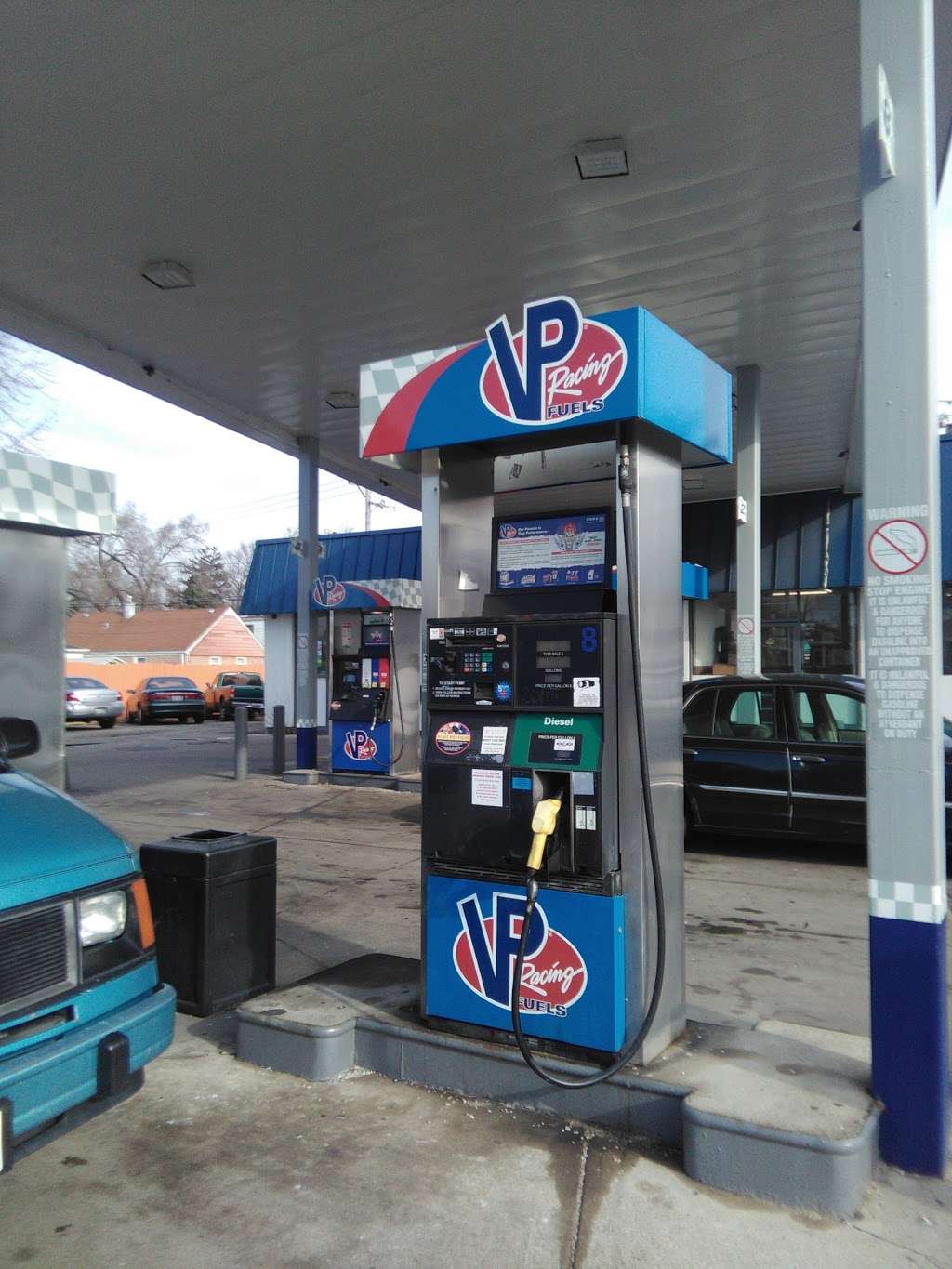 VP FUELS | 4401 St Charles Rd, Bellwood, IL 60104, USA | Phone: (708) 547-7781