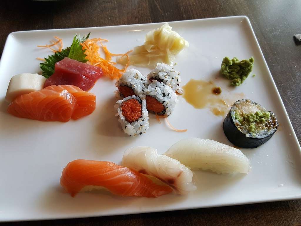 Yummy Sushi | 2350 NJ-33, Robbinsville, NJ 08691, USA | Phone: (609) 259-8388