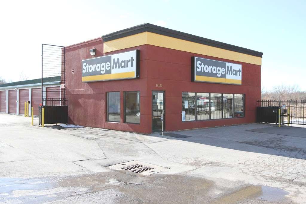 StorageMart | 14151 Wyandotte St, Kansas City, MO 64145, USA | Phone: (816) 943-8565