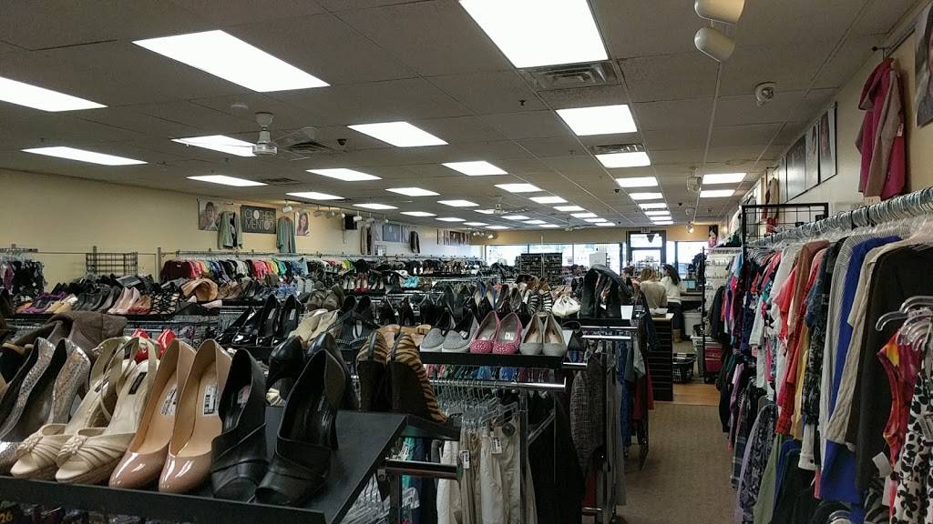 Clothes Mentor- West Seneca, NY | 1022 Union Rd, West Seneca, NY 14224, USA | Phone: (716) 675-4400