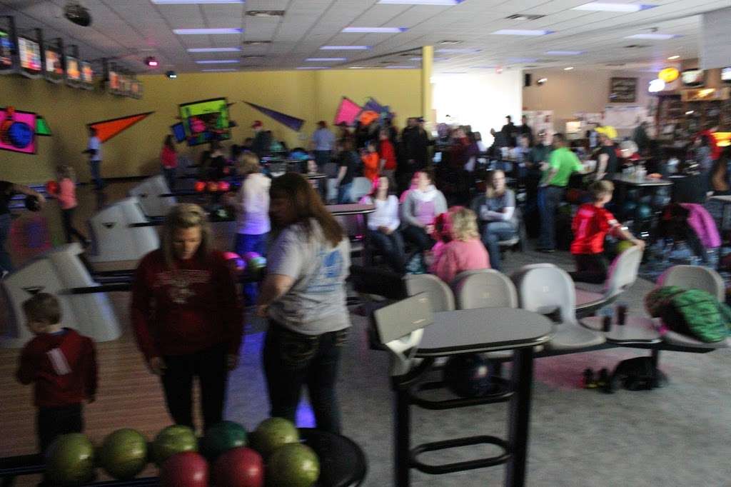 River City Lanes | 730 Cornerstone Crossing, Waterford, WI 53185, USA | Phone: (262) 534-7467