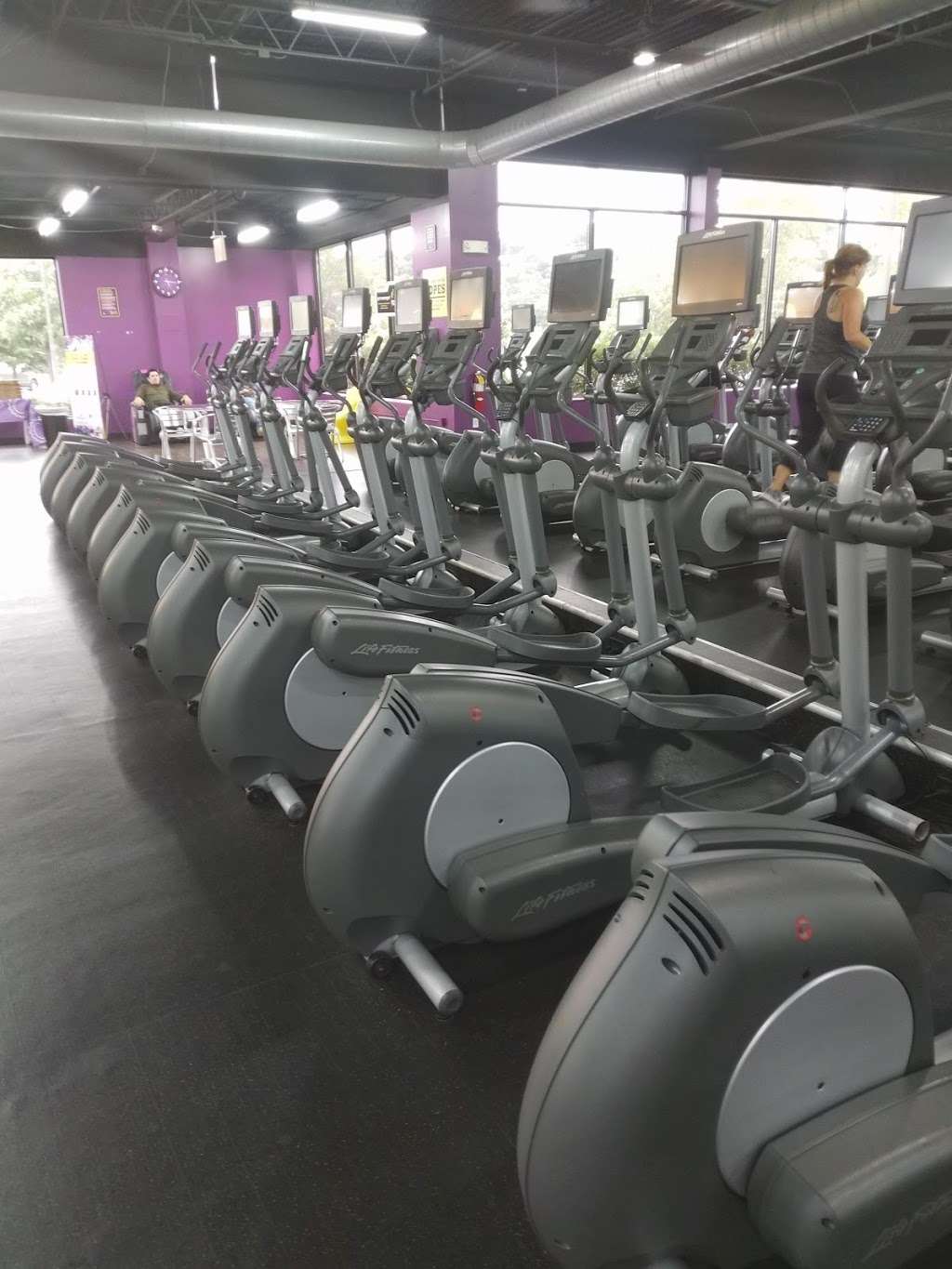 Planet Fitness | 1020 Revere Beach Pkwy, Chelsea, MA 02150, USA | Phone: (617) 884-3030