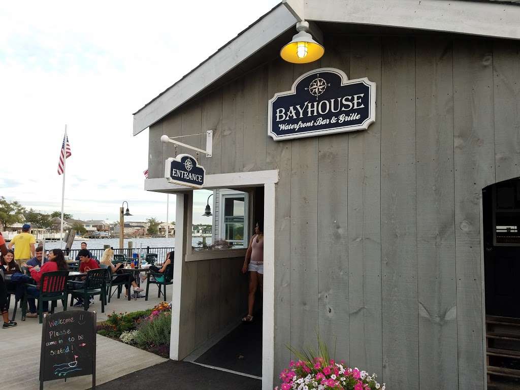 Bayhouse | 155-57 Bayview Ave, Rosedale, NY 11422 | Phone: (718) 527-7575