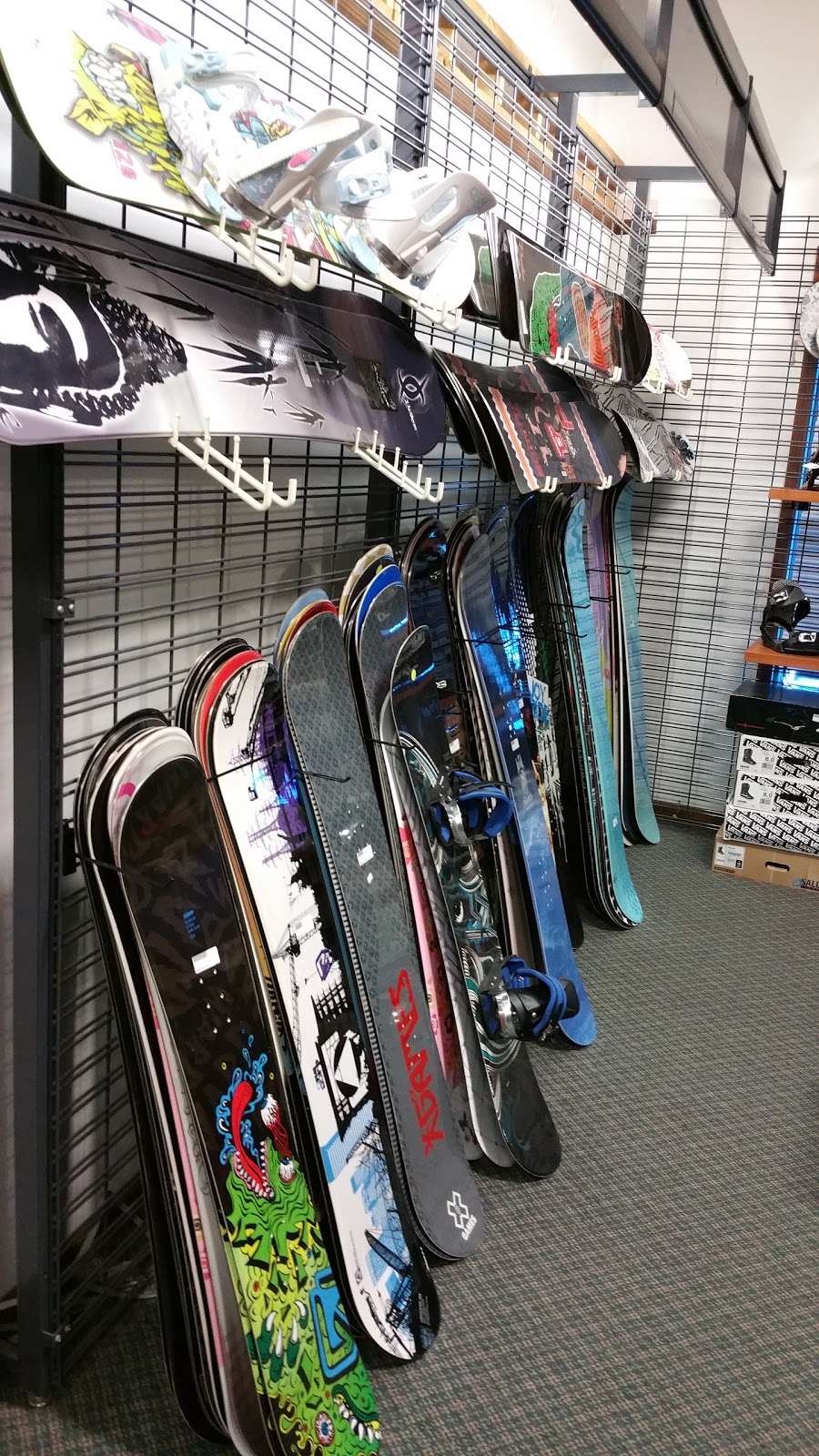 Timberline Ski Shop-Snowboard | PA-940, Pocono Lake, PA 18347, USA | Phone: (570) 646-4754