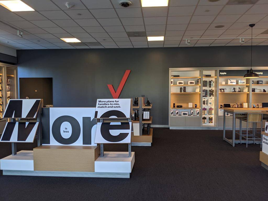 Verizon | 670 N 54th St Suite 3, Chandler, AZ 85226, USA | Phone: (480) 785-5912