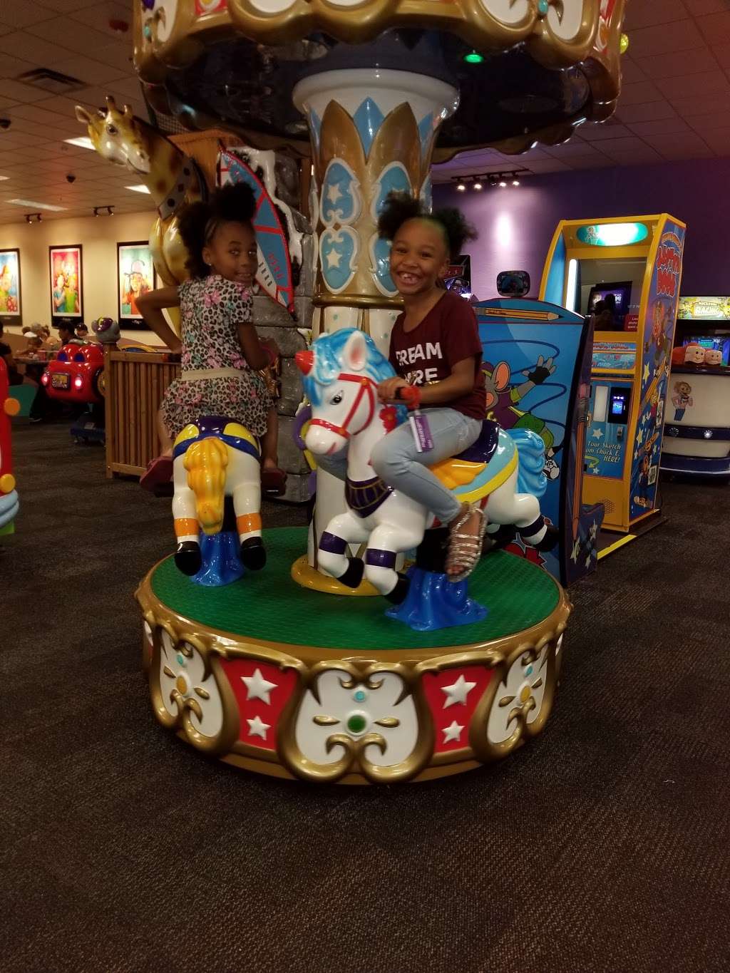 Chuck E. Cheese | 5151 Lakewood Blvd, Lakewood, CA 90712 | Phone: (562) 634-5520