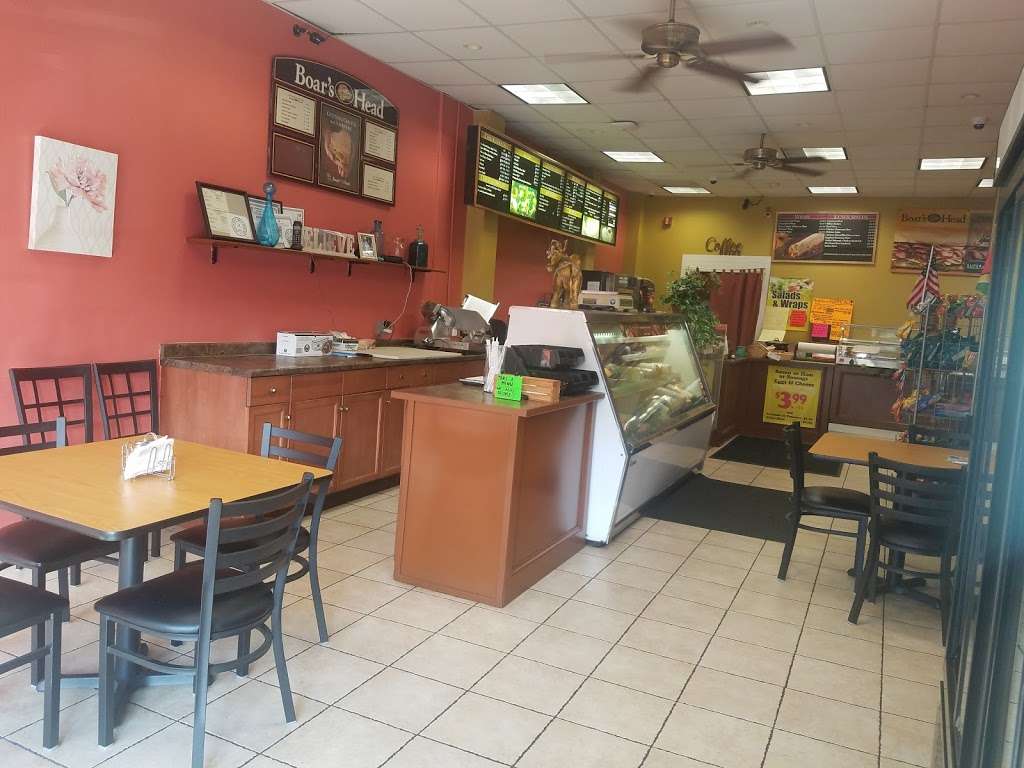 GTS WEST INDIAN/ CUISINE/DELI | 239 S Washington Ave, Bergenfield, NJ 07621, USA | Phone: (201) 384-0939