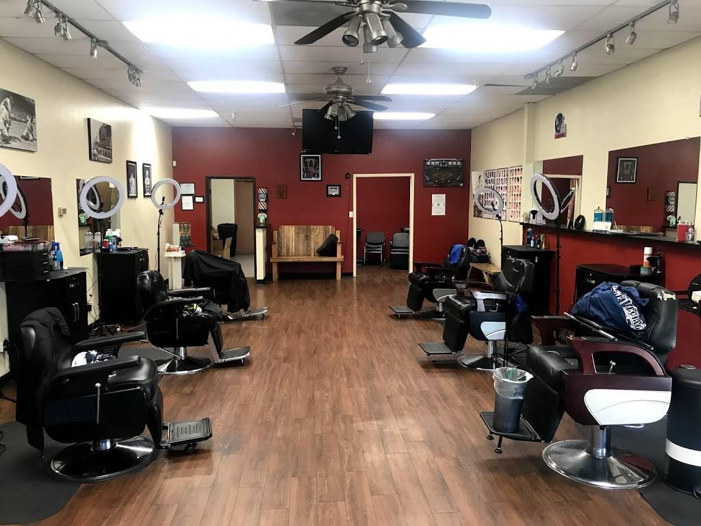 Lineupz Barber Shop LLC | 1801 S Alvernon Way #108, Tucson, AZ 85711, USA | Phone: (520) 647-9905